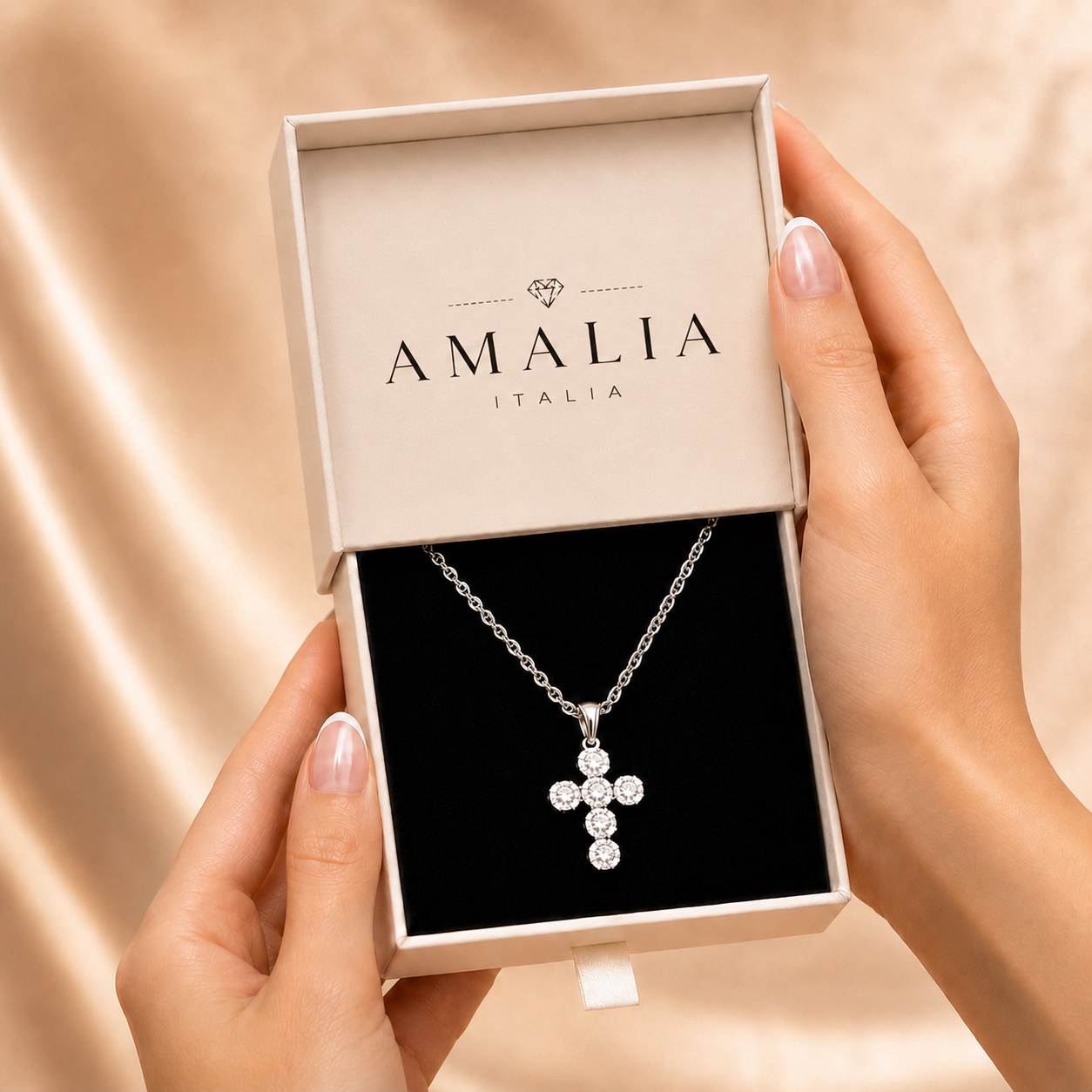 Collana con Ciondolo a Croce - Zirconi in Argento Ipoallergenico